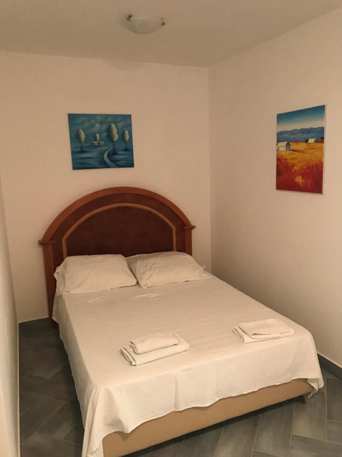 Rooms Laura Medolino Esterno foto